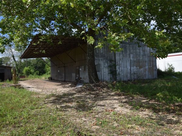 470564 Hwy 51 , Stilwell, OK 74960