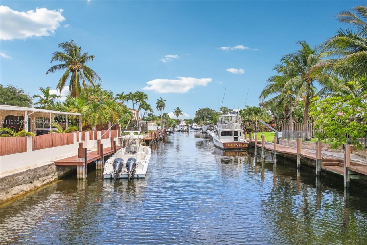 2001 SW 23rd Ave , Fort Lauderdale, FL 33312 Photo