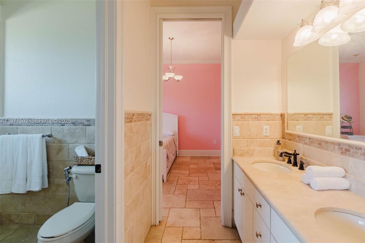 23525 SW 217th Ave, Homestead, FL 33031 Photo