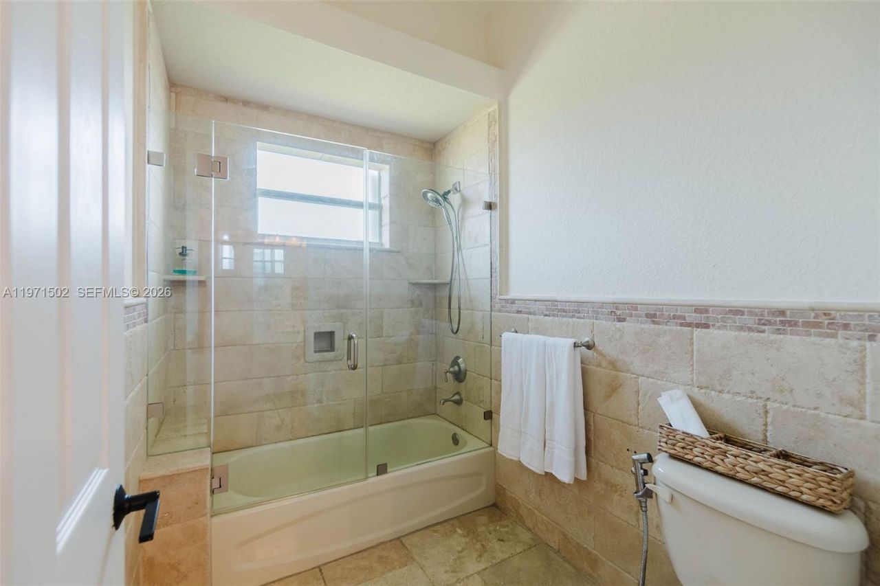 23525 SW 217th Ave, Homestead, FL 33031 Photo