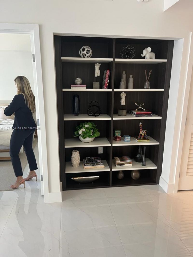 301 Altara Ave , Unit 805, Coral Gables, FL 33146 Photo