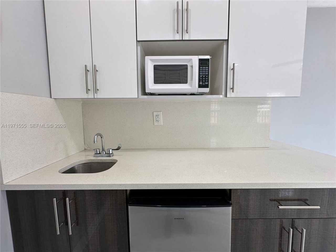 3035 SW 27th Ter, Unit REAR, Miami, FL 33133 Photo