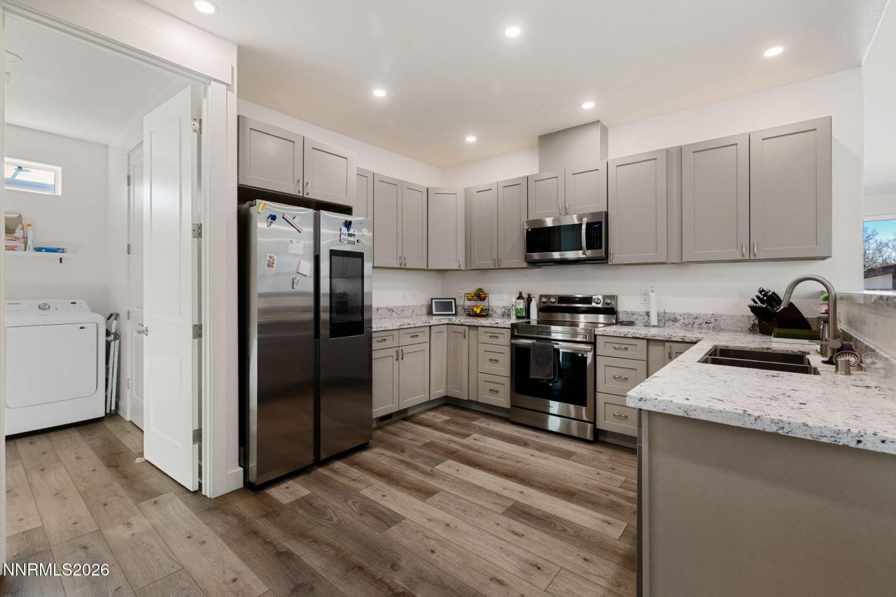 4917 Hombre Way, Reno, NV 89502 Photo