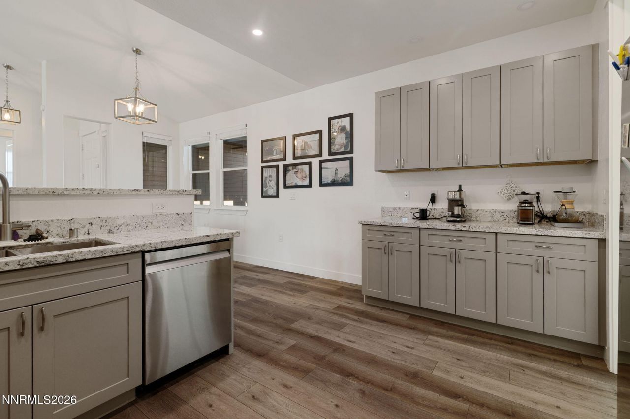 4917 Hombre Way, Reno, NV 89502 Photo