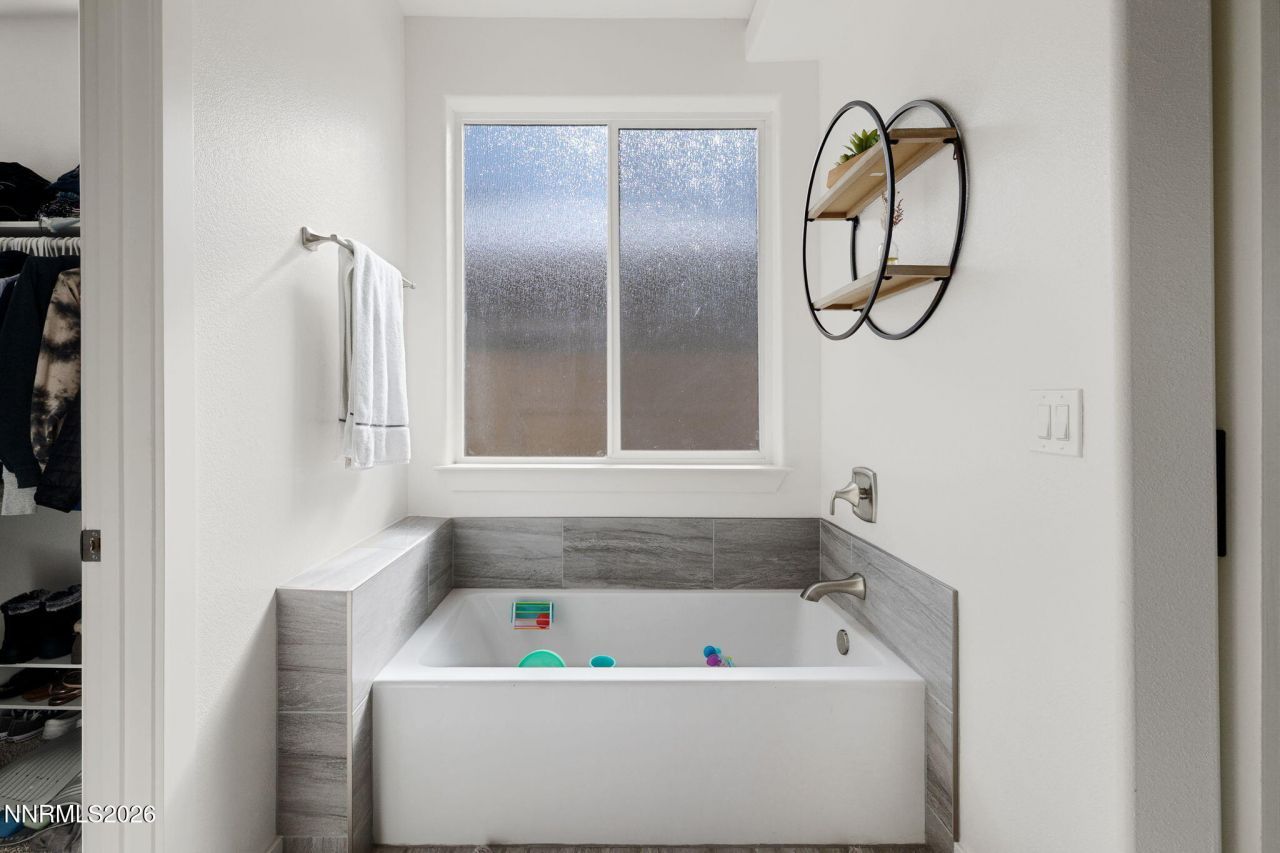 4917 Hombre Way, Reno, NV 89502 Photo