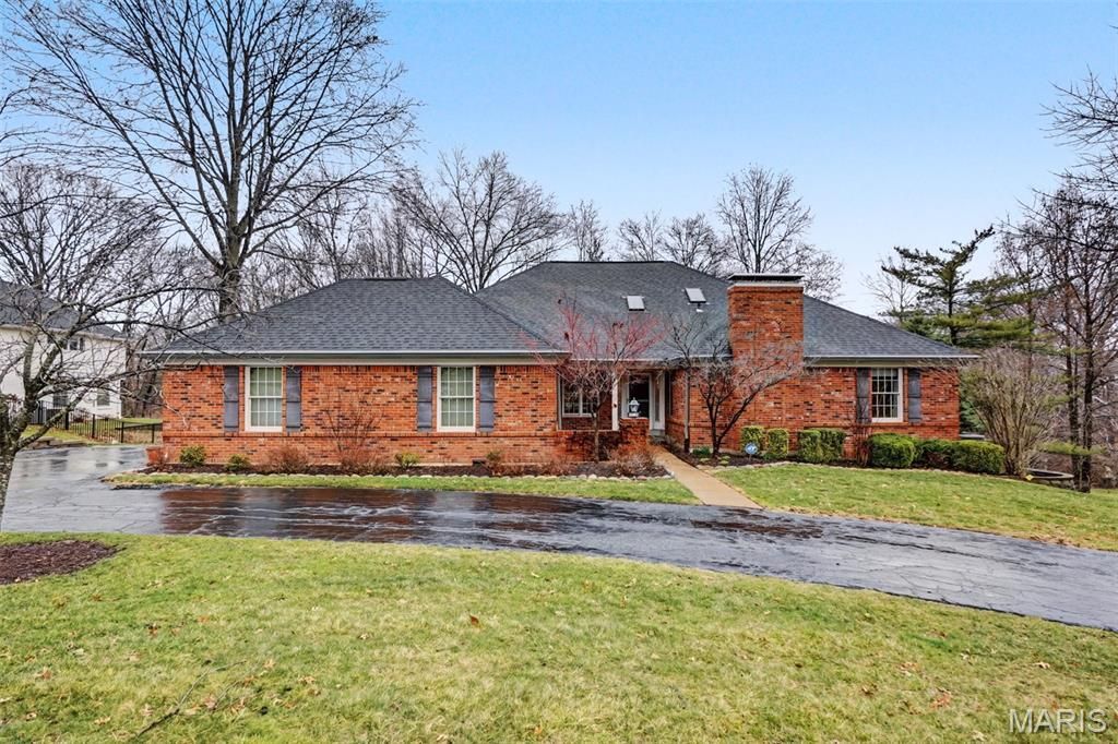 12597 Durrow Court, Saint Louis, MO 63141 Main Photo