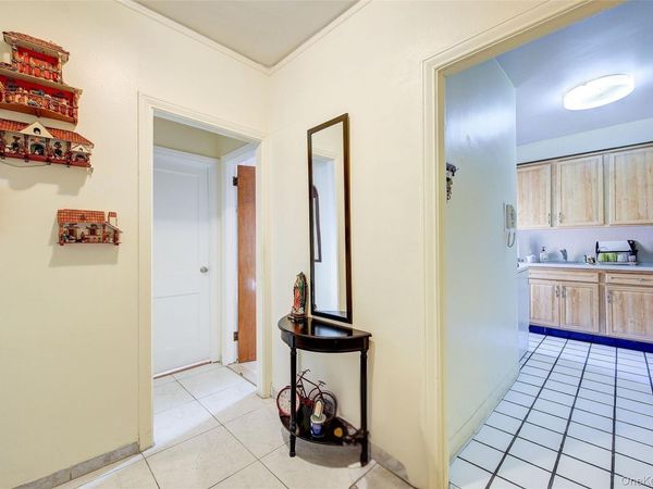 78-11 35th Avenue , Unit 4, Jackson Heights, NY 11372