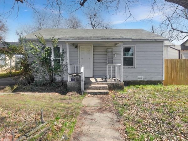 204 S Williams Drive , Comanche, TX 76442