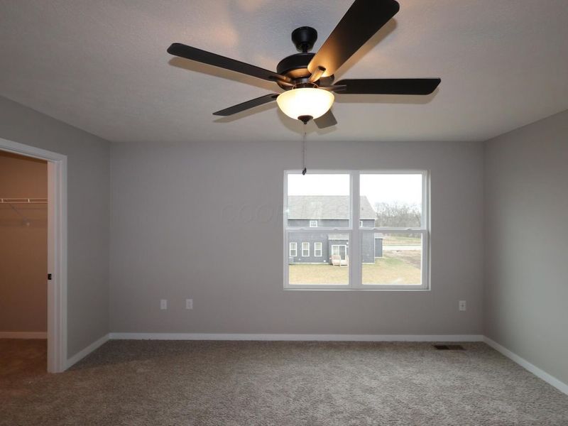 358 Oakmont Drive, Commercial Point, OH 43116 Photo 4