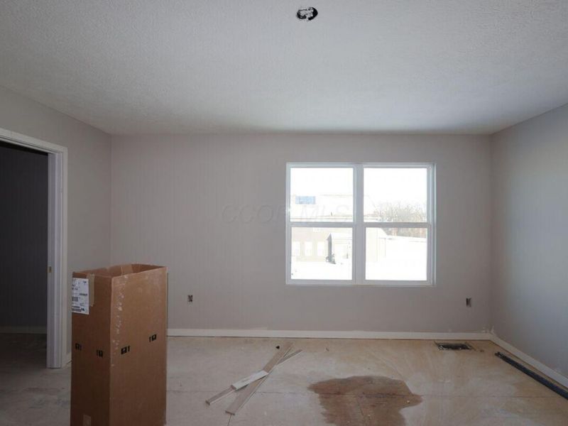 358 Oakmont Drive, Commercial Point, OH 43116 Photo 6