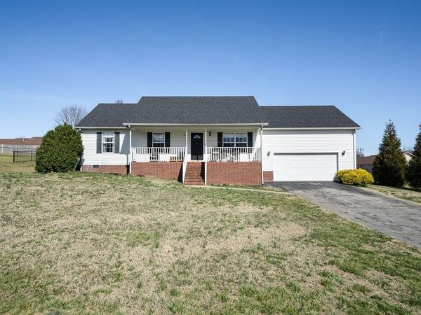 3914 Kings Ct , Cookeville, TN 38501