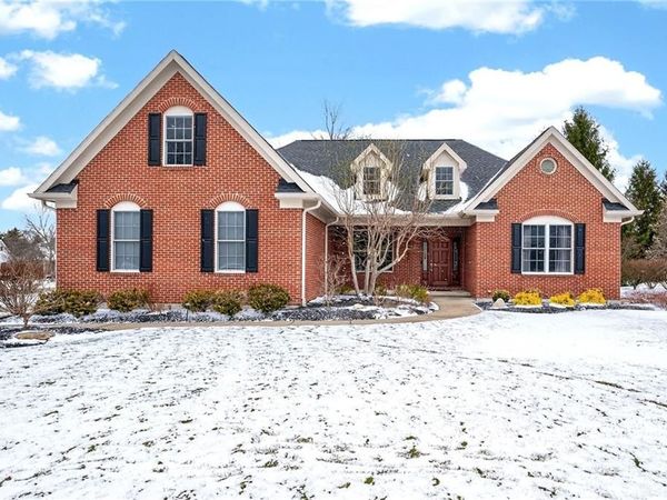 1646 Fairway Crest, Miami Township, OH 45140