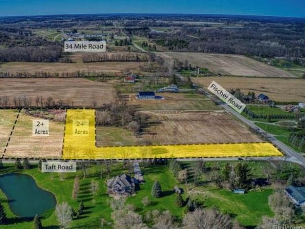 4105 Taft Rd, Bruce Twp, MI 48065