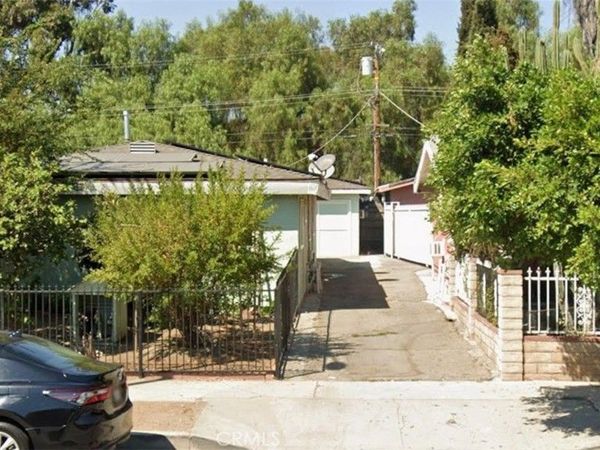 12905 Paxton, Pacoima, CA 91331