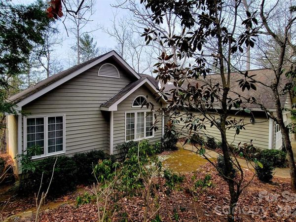 27 Cedar Summit Road, Asheville, NC 28803