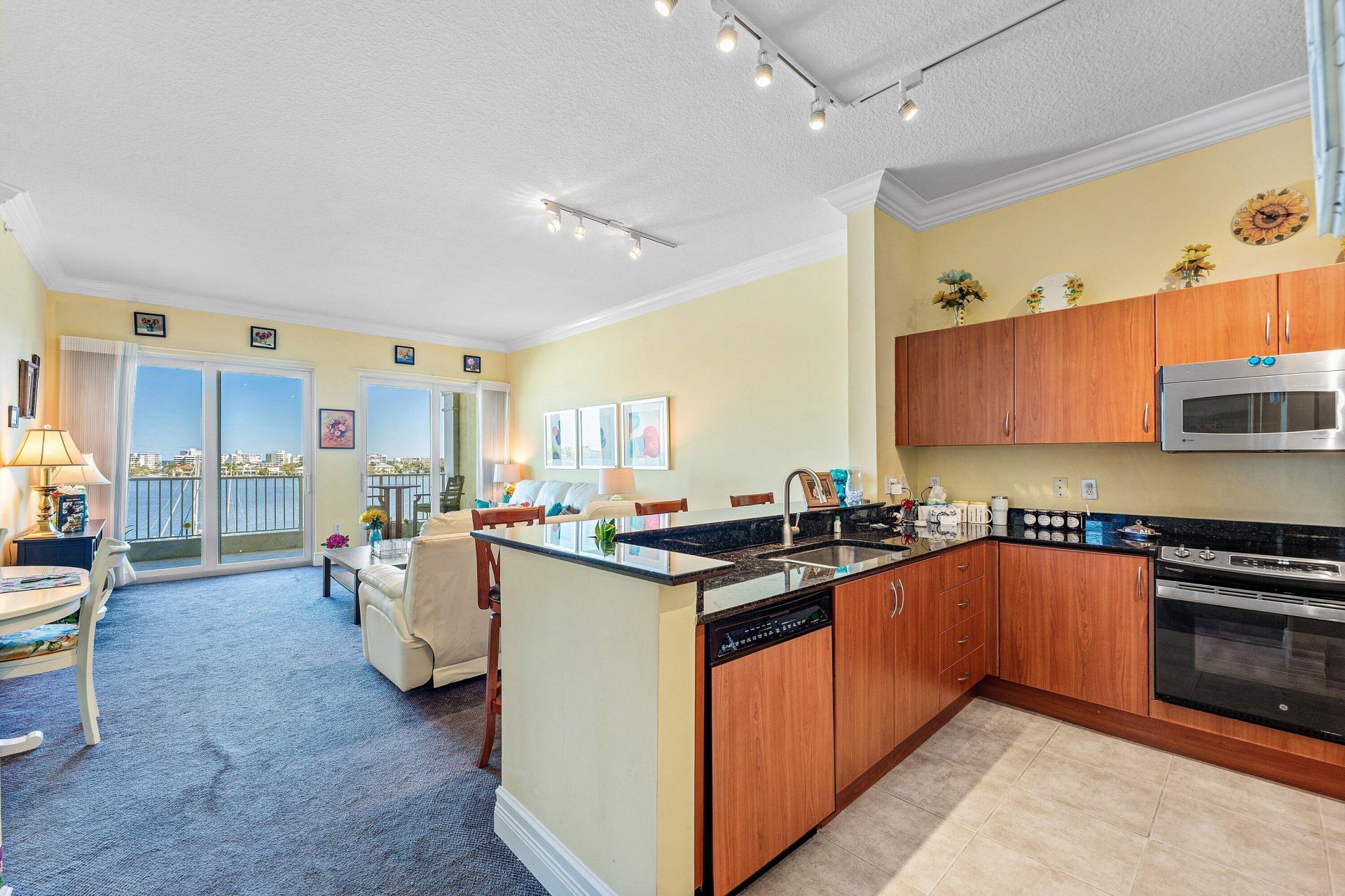 806 E Windward Way, Unit 622, Lantana, FL 33462 Photo