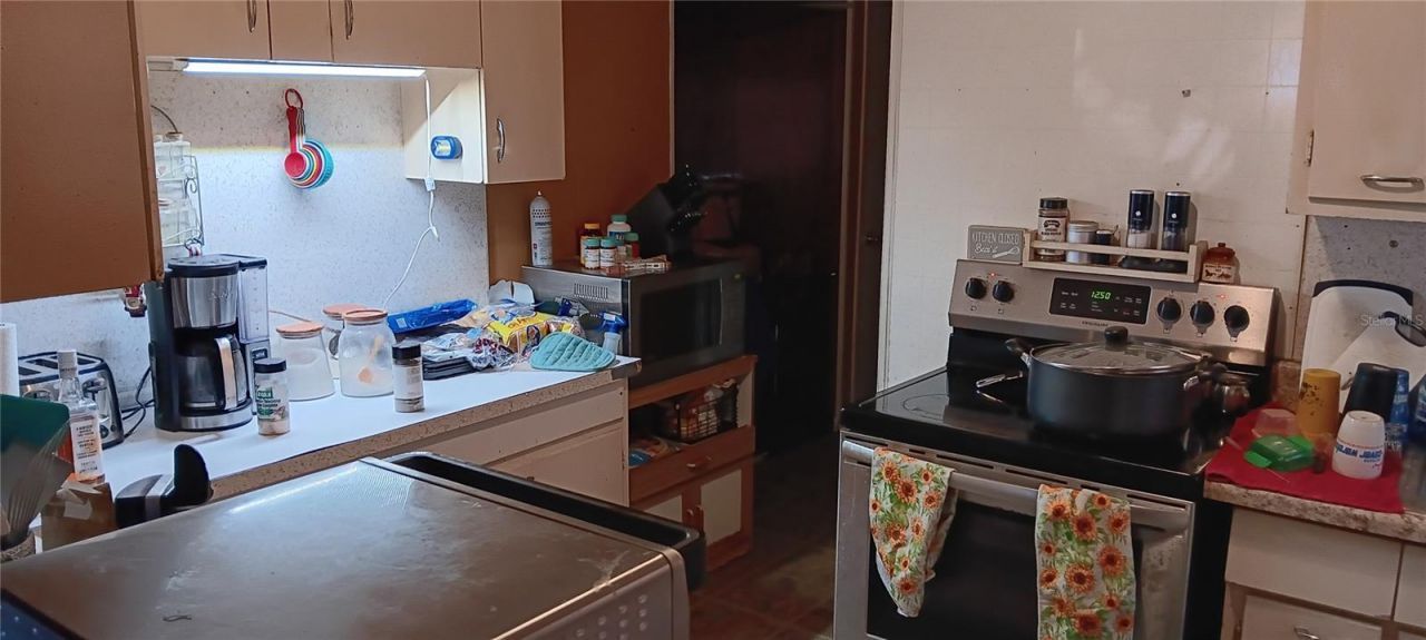 555-565 Lee Road, Jacksonville, FL 32225 Photo