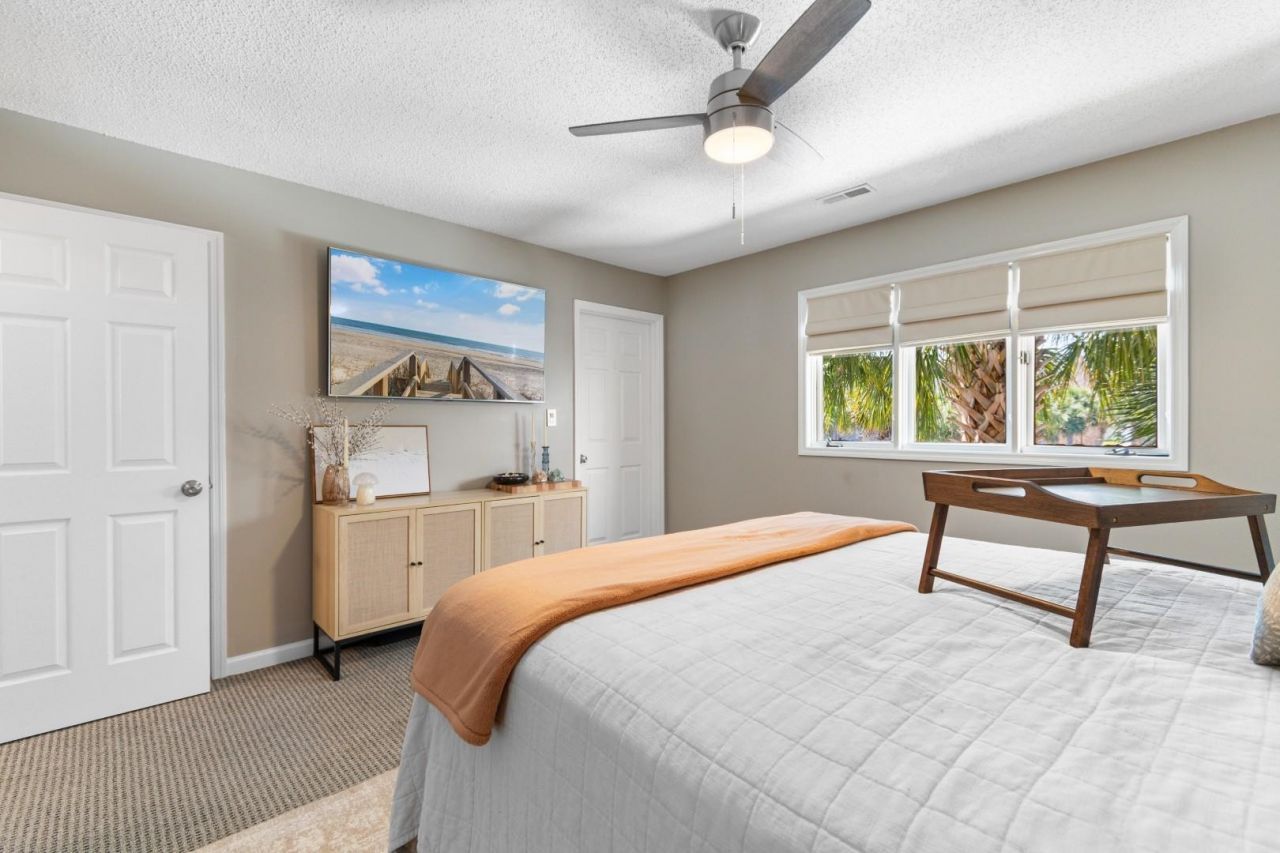 210 Double Eagle Dr.  Photo 28