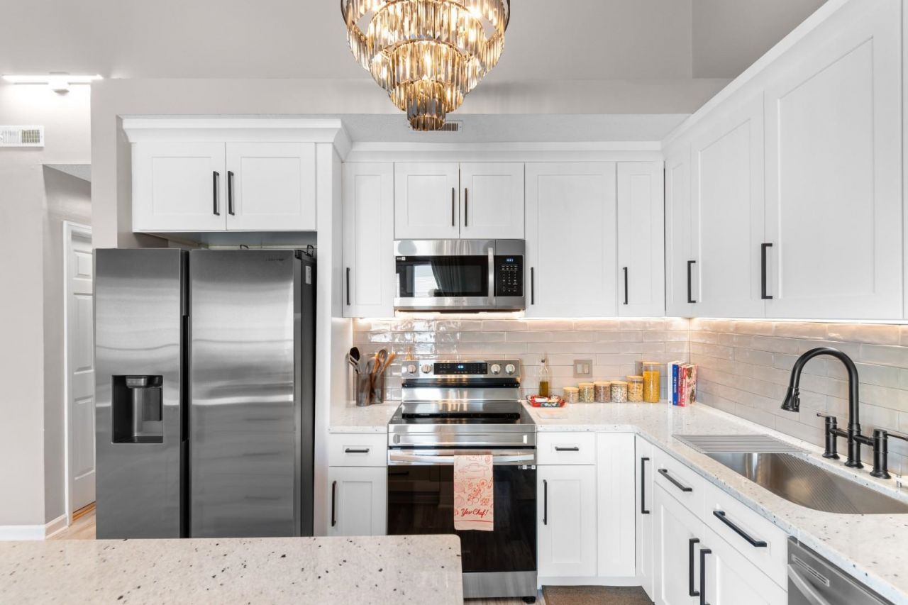 210 Double Eagle Dr.  Photo 8