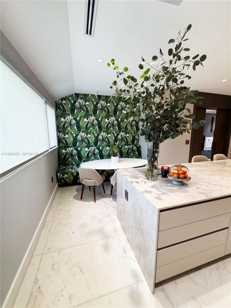 2000 S Bayshore Drive, Unit 13, Miami, FL 33133 Photo