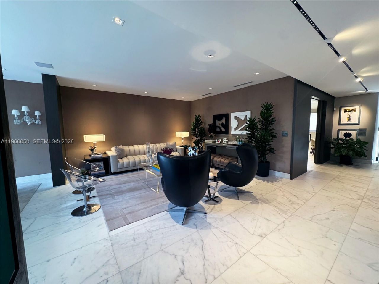 2000 S Bayshore Drive, Unit 13, Miami, FL 33133 Photo