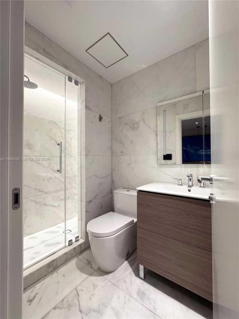 2000 S Bayshore Drive, Unit 13, Miami, FL 33133 Photo