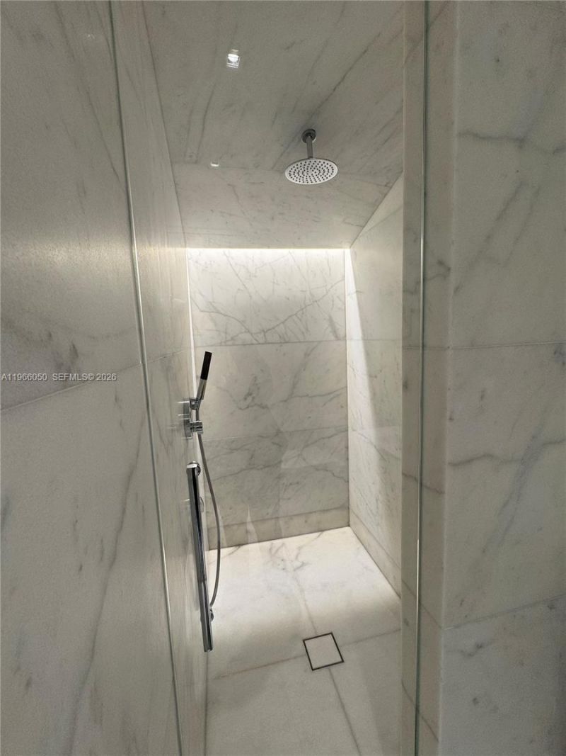 2000 S Bayshore Drive, Unit 13, Miami, FL 33133 Photo