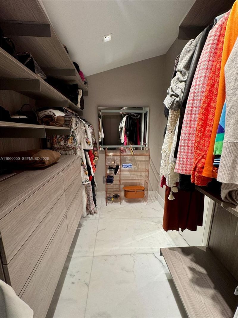 2000 S Bayshore Drive, Unit 13, Miami, FL 33133 Photo