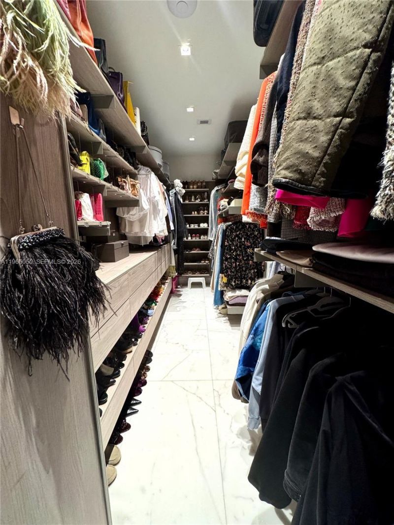 2000 S Bayshore Drive, Unit 13, Miami, FL 33133 Photo