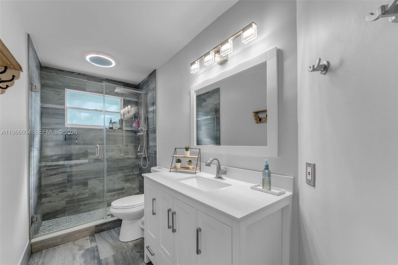 15416 SW 99th Ln, Miami, FL 33196 Photo