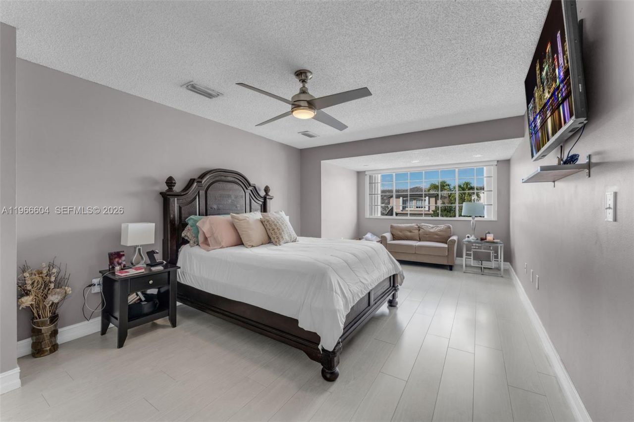 15416 SW 99th Ln, Miami, FL 33196 Photo