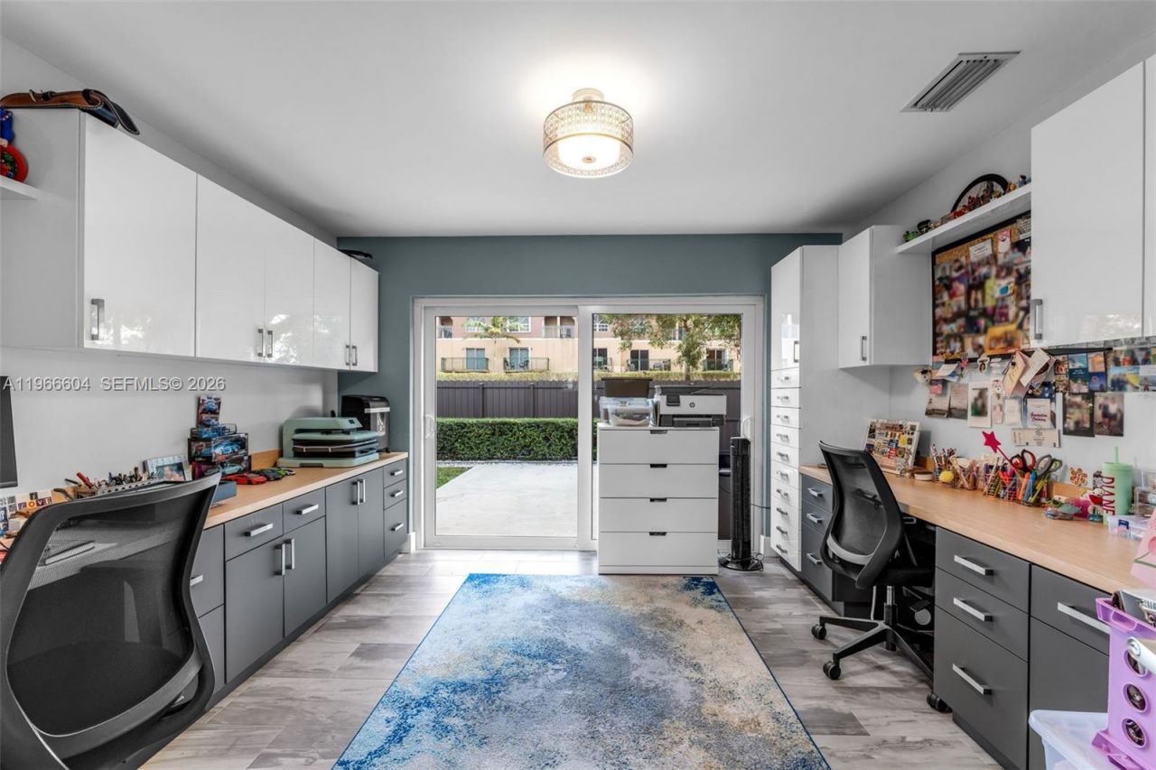 15416 SW 99th Ln, Miami, FL 33196 Photo