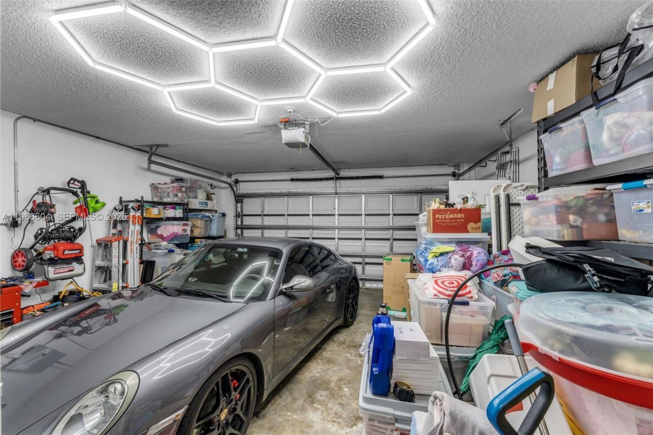 15416 SW 99th Ln, Miami, FL 33196 Photo