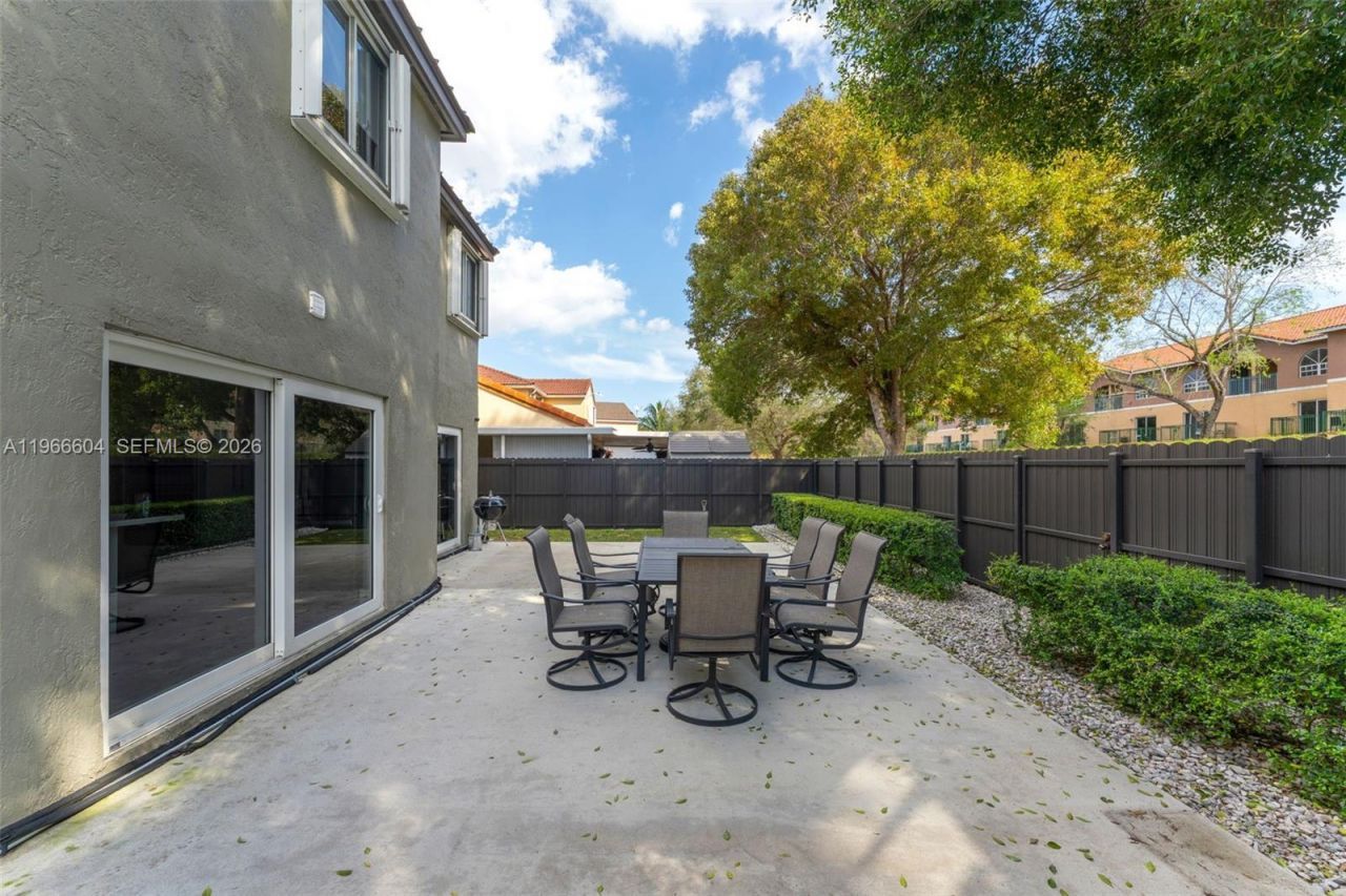 15416 SW 99th Ln, Miami, FL 33196 Photo