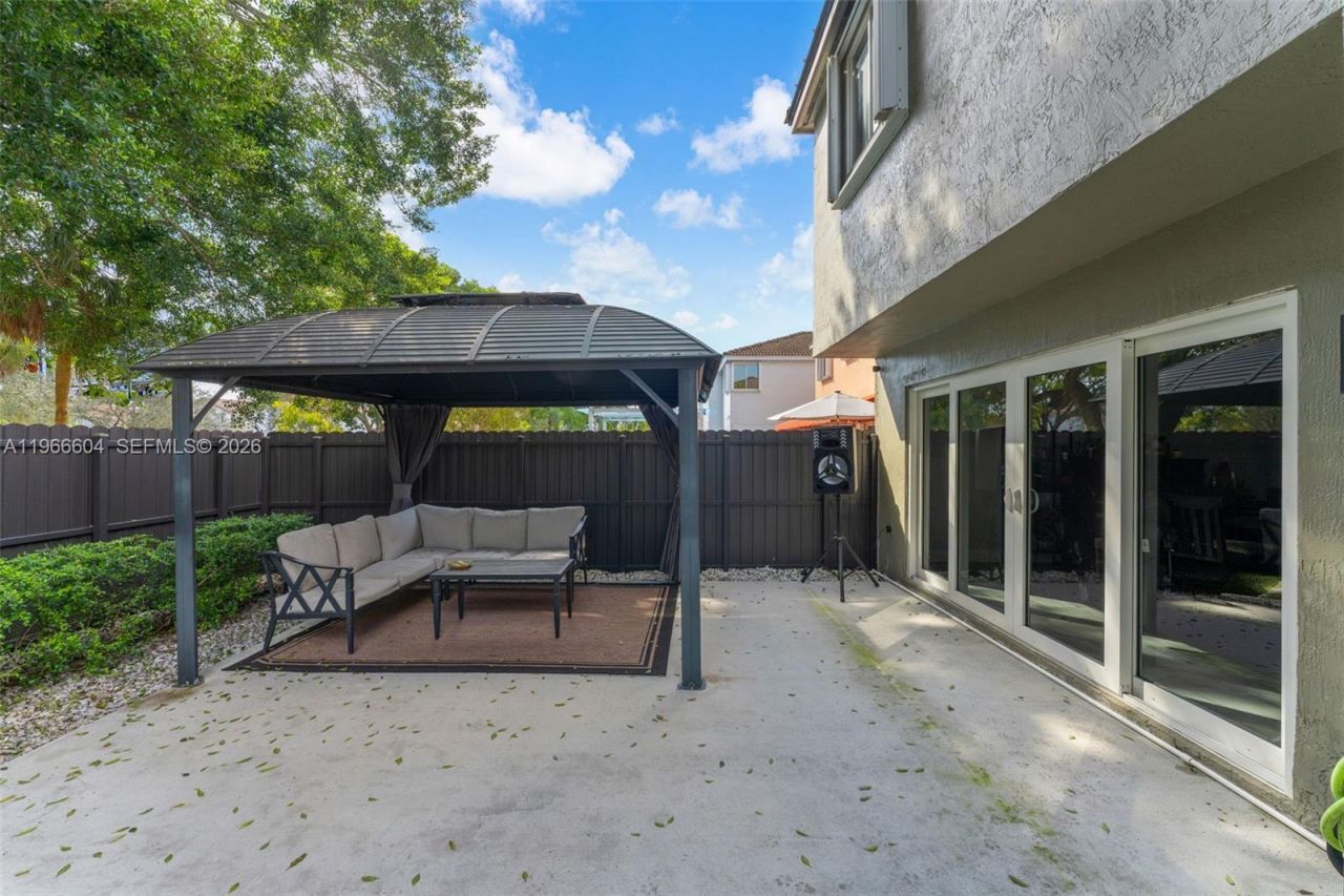 15416 SW 99th Ln, Miami, FL 33196 Photo