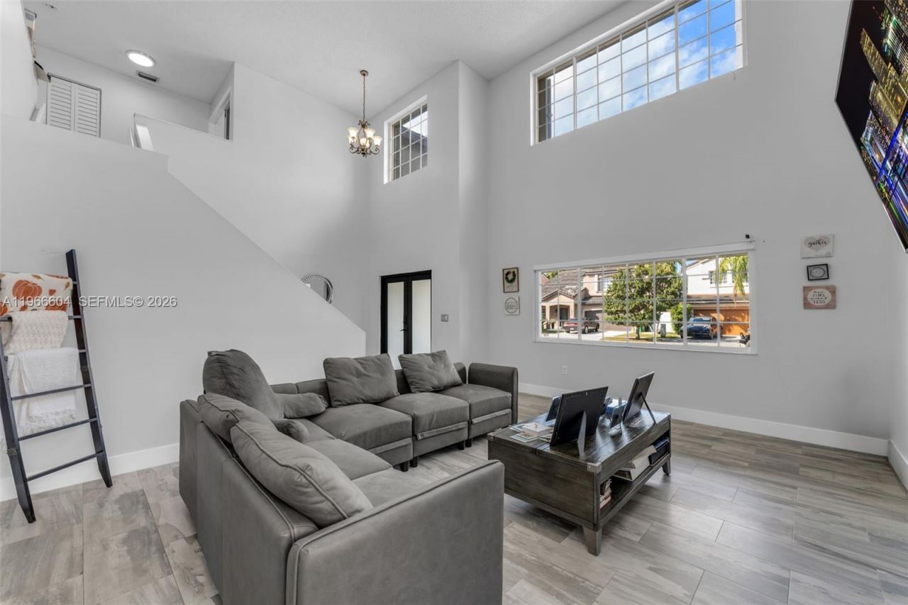 15416 SW 99th Ln, Miami, FL 33196 Photo