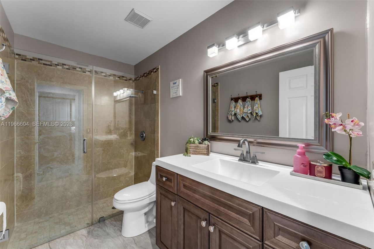 15416 SW 99th Ln, Miami, FL 33196 Photo