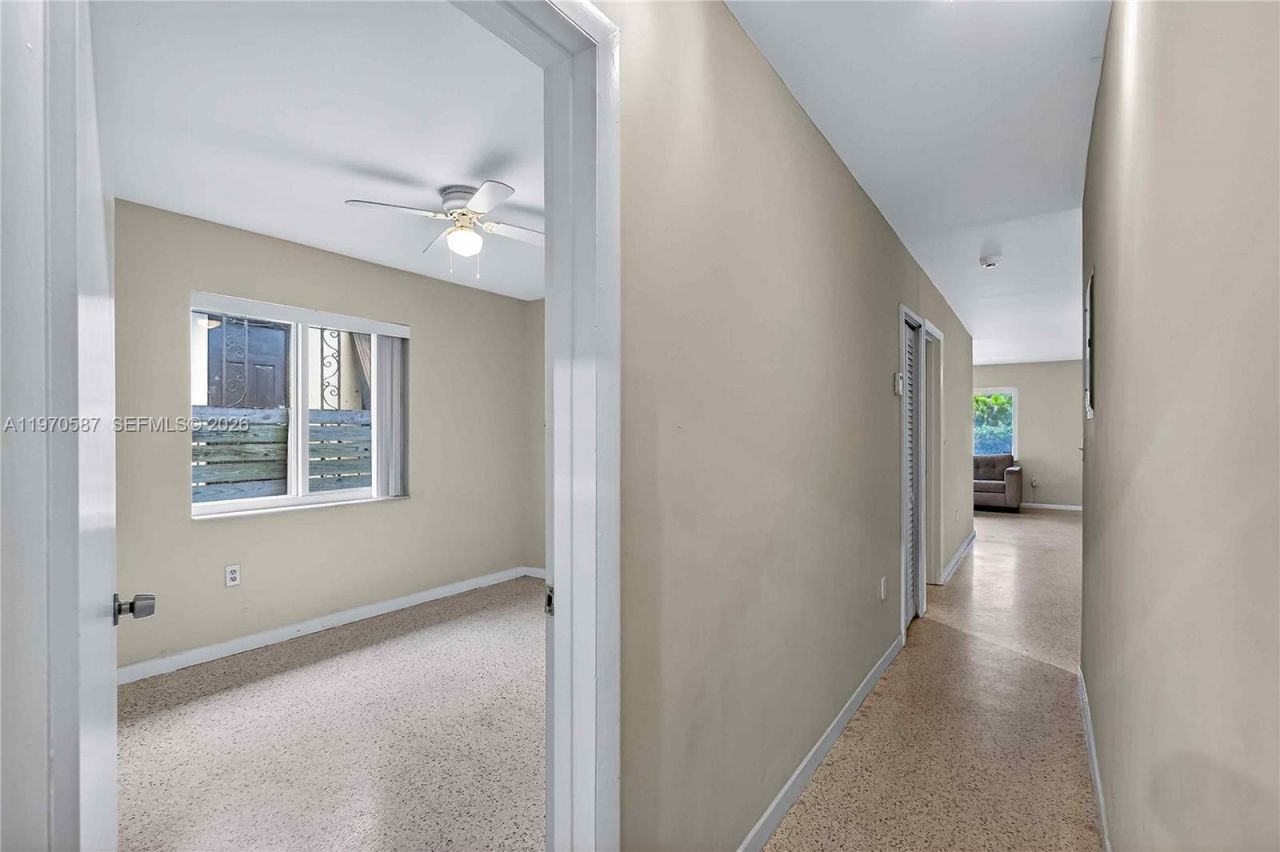 8620 NE 2nd Ave , El Portal, FL 33138 Photo