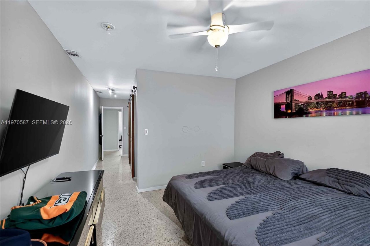 8620 NE 2nd Ave , El Portal, FL 33138 Photo