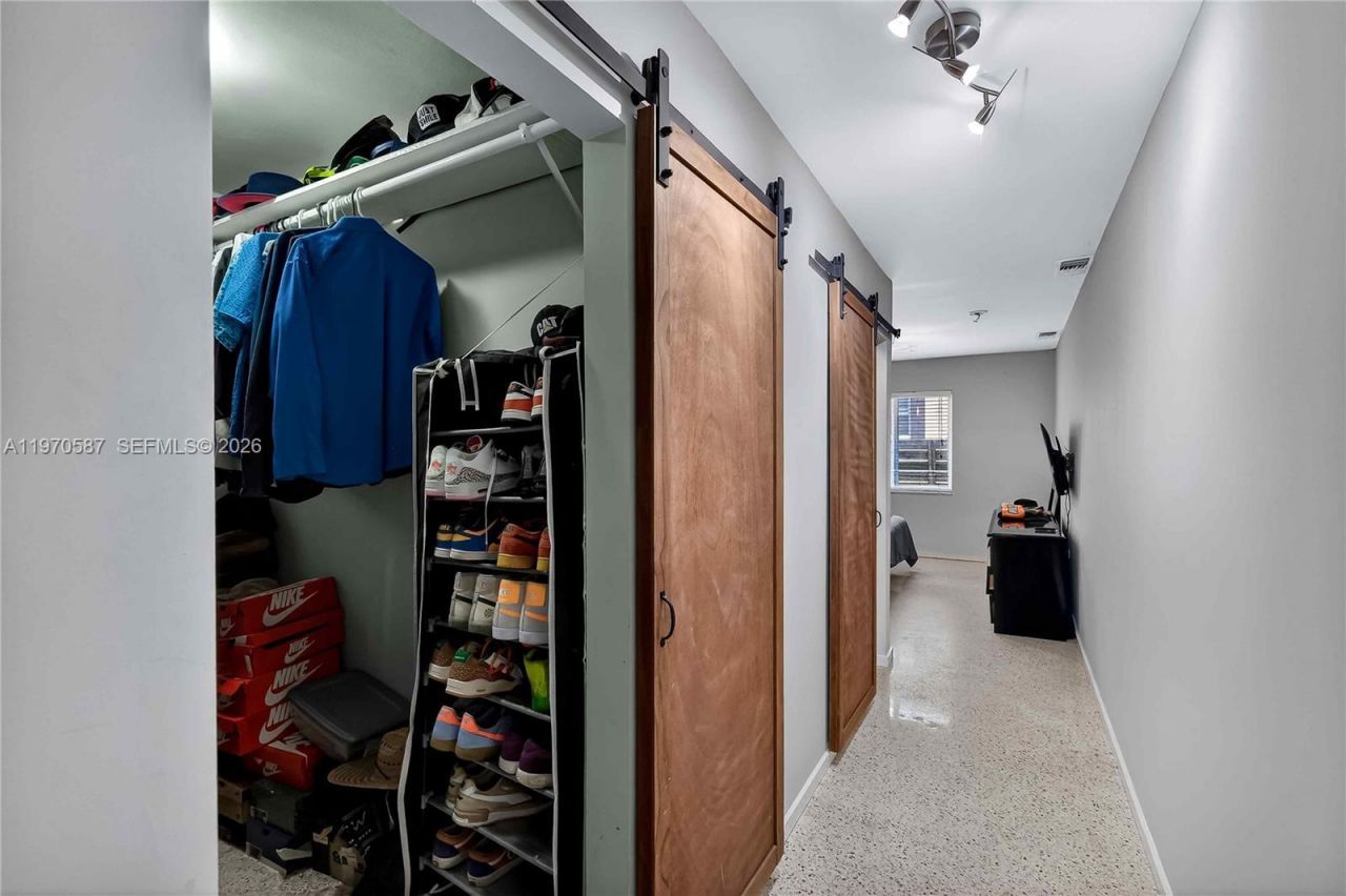 8620 NE 2nd Ave , El Portal, FL 33138 Photo