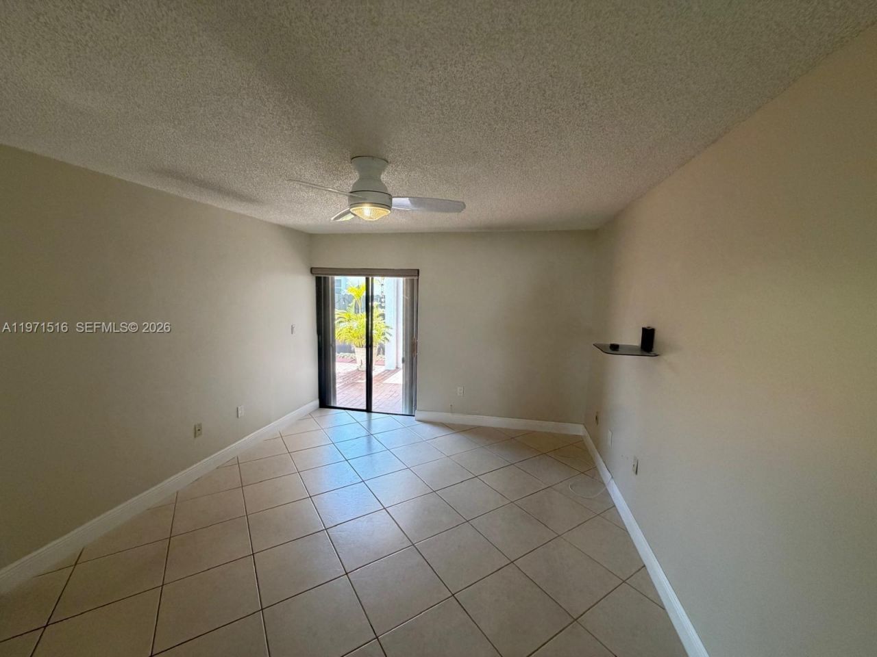8886 SW 6th St, Unit 8886, Miami, FL 33174 Photo