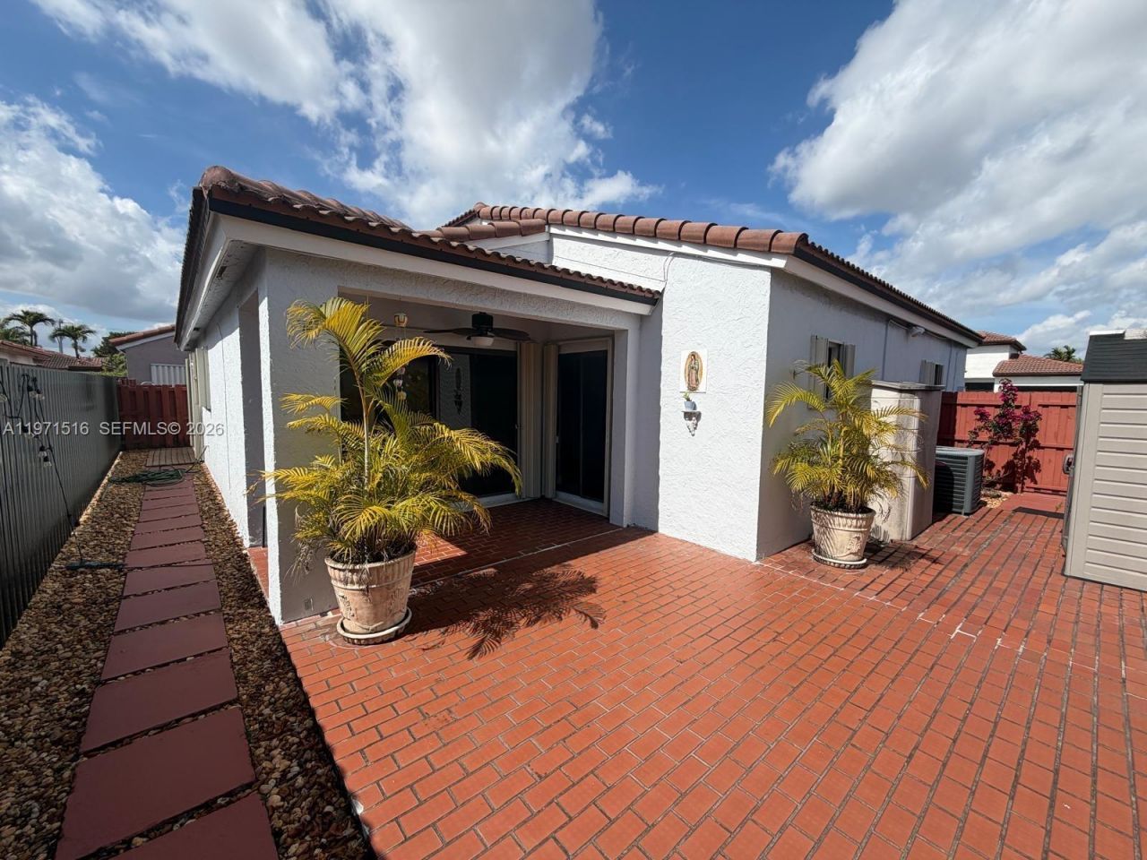 8886 SW 6th St, Unit 8886, Miami, FL 33174 Photo