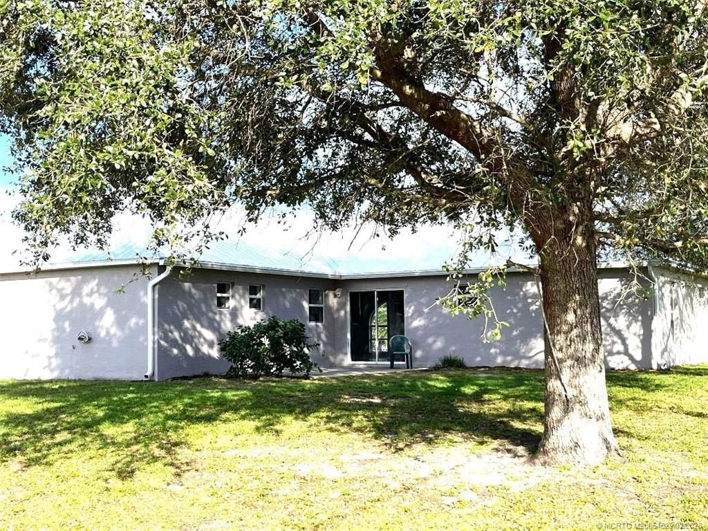 1450 SW Paar Drive, Port Saint Lucie, FL 34953 Photo