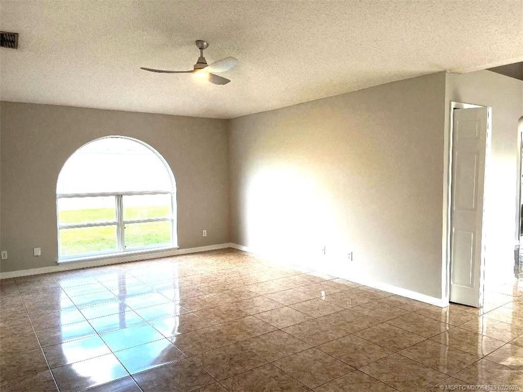 1450 SW Paar Drive, Port Saint Lucie, FL 34953 Photo