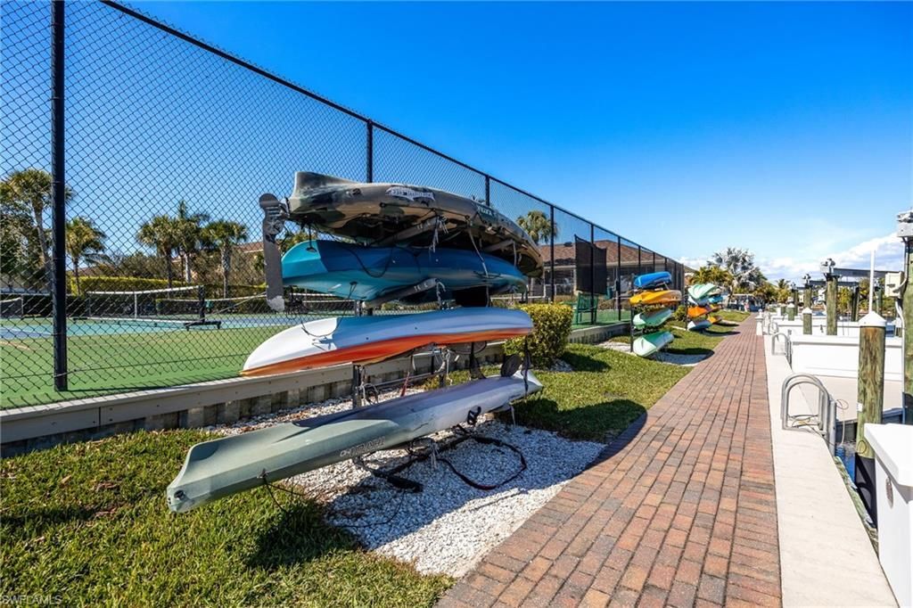 1789 Four Mile Cove Pkwy, Unit 525, Cape Coral, FL 33990 Photo