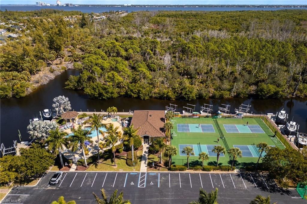 1789 Four Mile Cove Pkwy, Unit 525, Cape Coral, FL 33990 Photo
