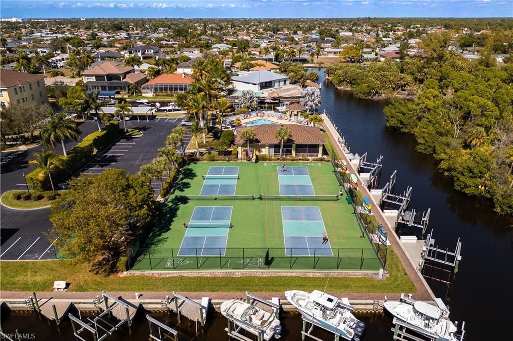 1789 Four Mile Cove Pkwy, Unit 525, Cape Coral, FL 33990 Photo