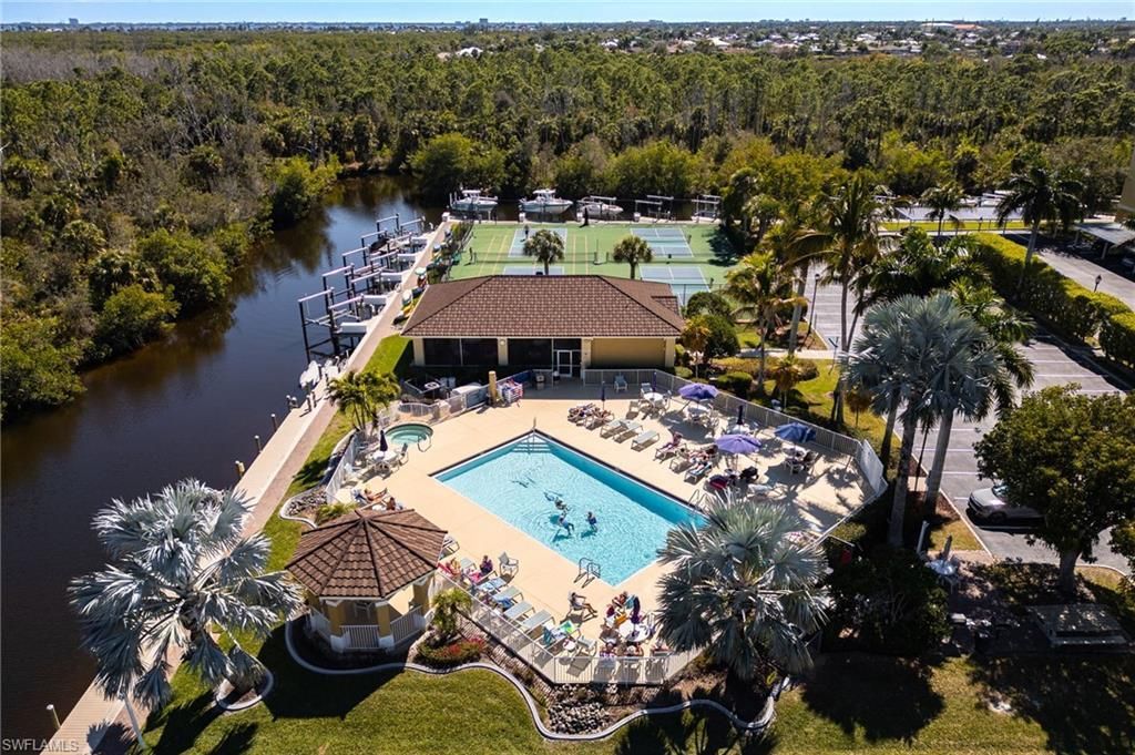 1789 Four Mile Cove Pkwy , Unit 525, Cape Coral, FL 33990 Photo