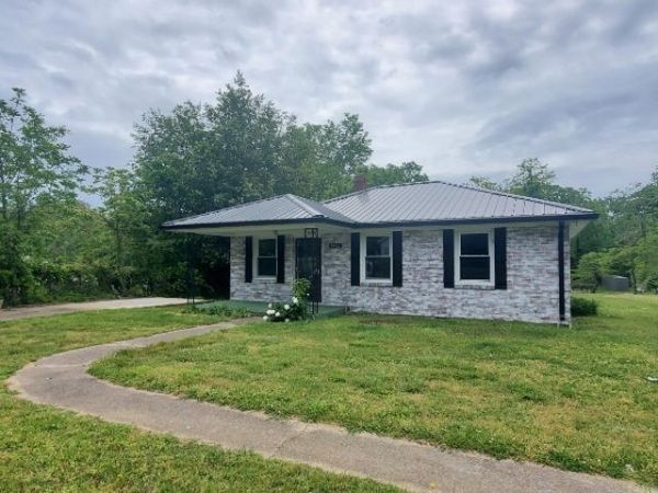 5402 Highway 100 , Lyles, TN 37098