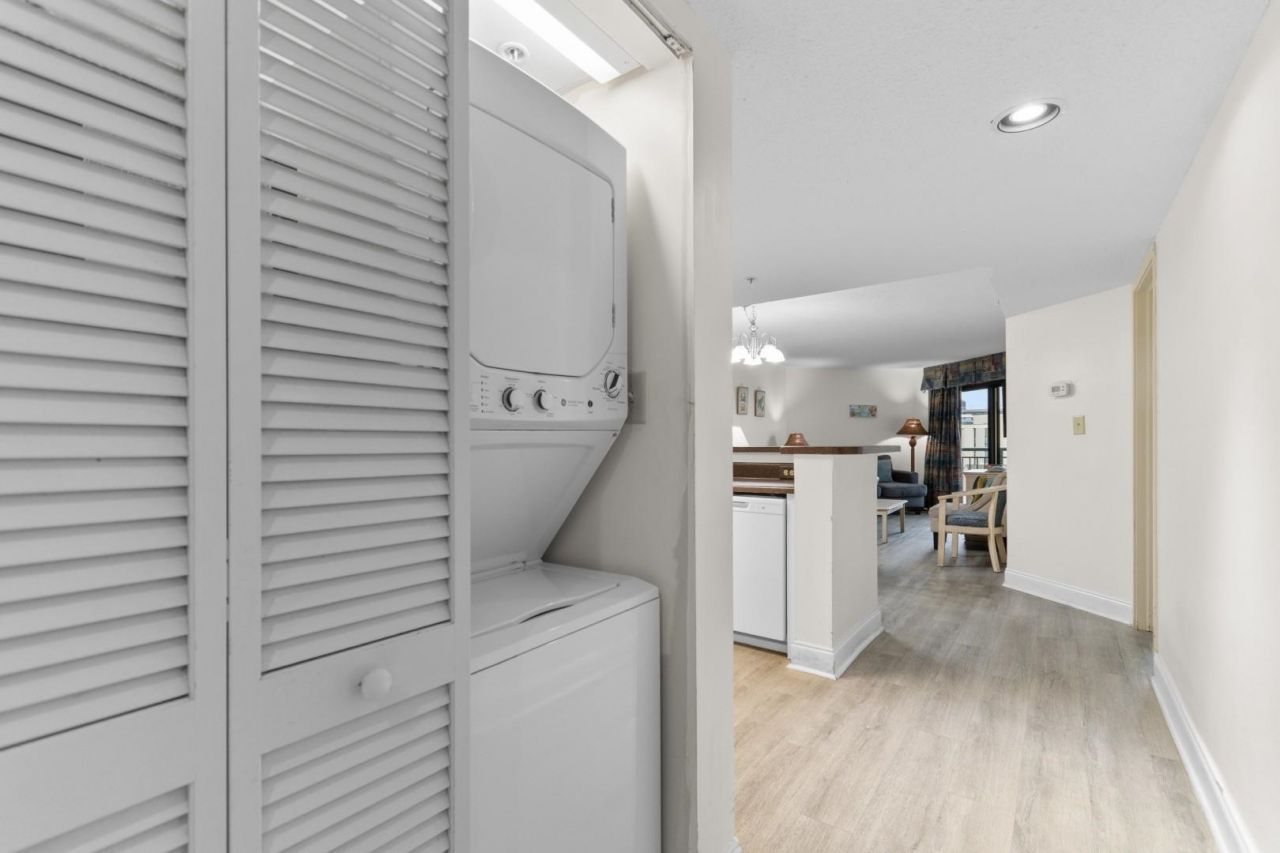 201 74th Ave. N Photo 19